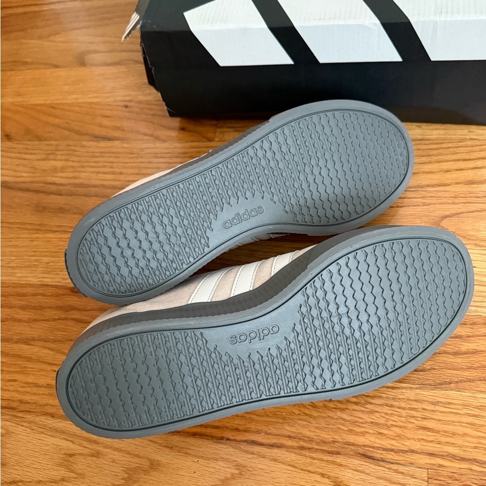 NWT Men’s Adidas 3.0 Sneakers Grey - Picture 5 of 5
